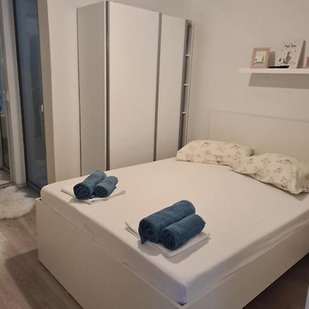 Apartment Mirjana Makarska Exteriör bild