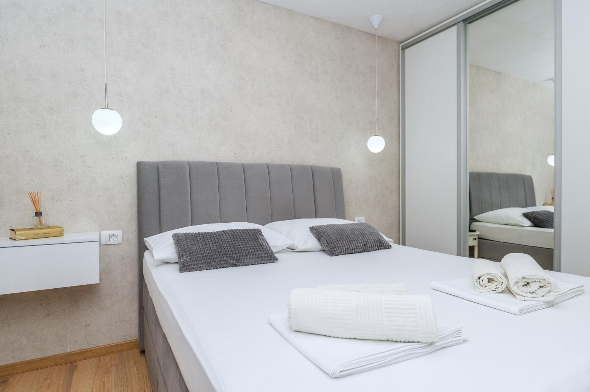 Apartment Mirjana Makarska Exteriör bild