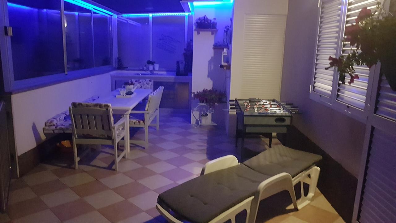 Apartment Mirjana Makarska Exteriör bild